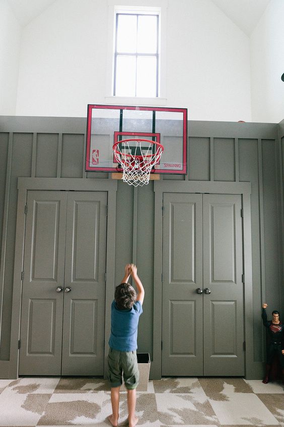 Basketbalring in huis!