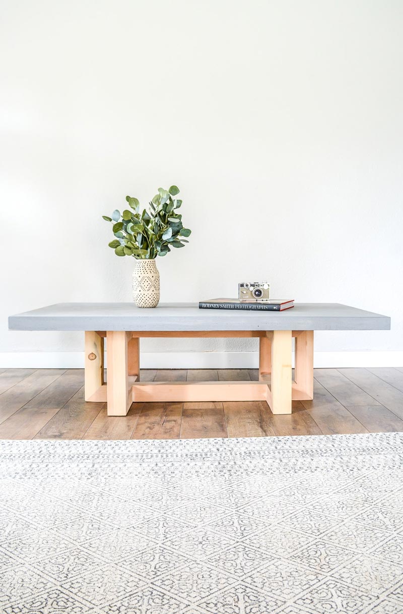 betonlook salontafel houten onderstel