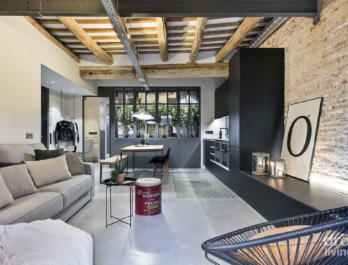 Dit karakteristieke appartement uit Barcelona is omgetoverd tot een stoere New Yorkse loft
