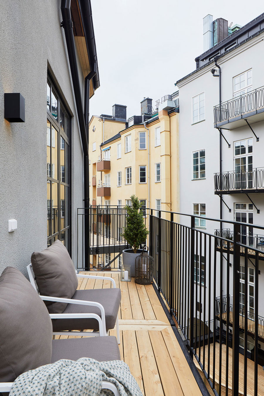 Dit Scandinavisch appartement is super strak afgewerkt en erg chique ingericht!