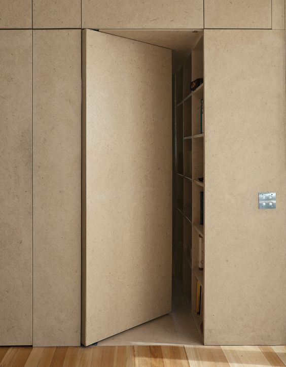 Een geheime deur naar geheime kamer - Huis-inrichten.com