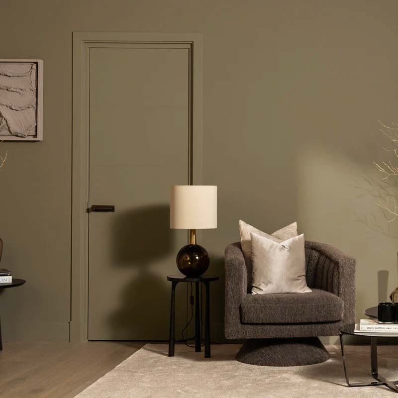 Met Olivine, een serene en aardse groentint geïnspireerd door het prachtige mineraal, creëer je harmonie en balans in je interieur. Met Olivine, een serene en aardse groentint geïnspireerd door het prachtige mineraal, creëer je harmonie en balans in je interieur.