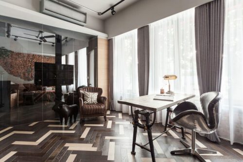 Glazen wand in woonkamer