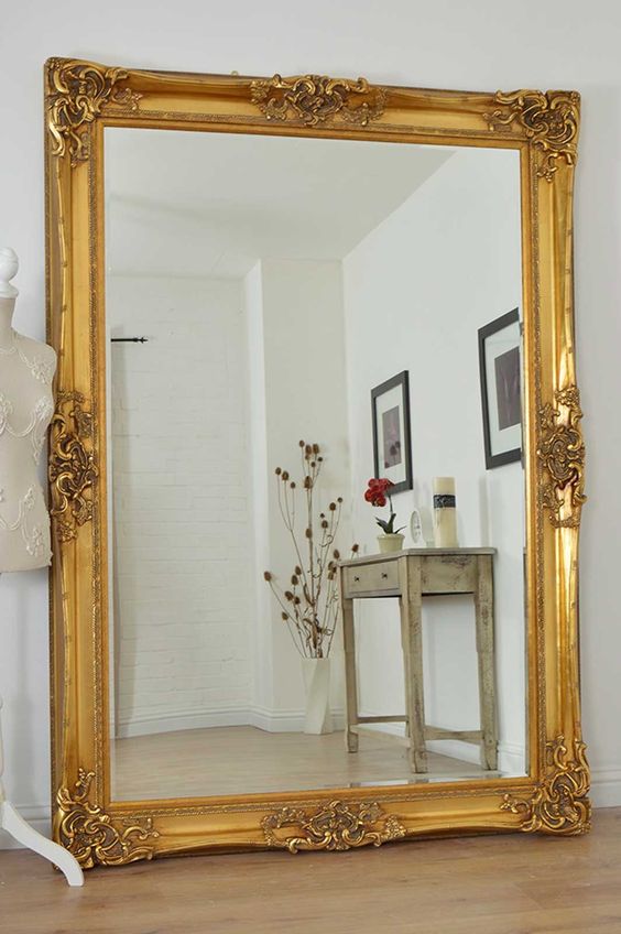 Grote gouden spiegel