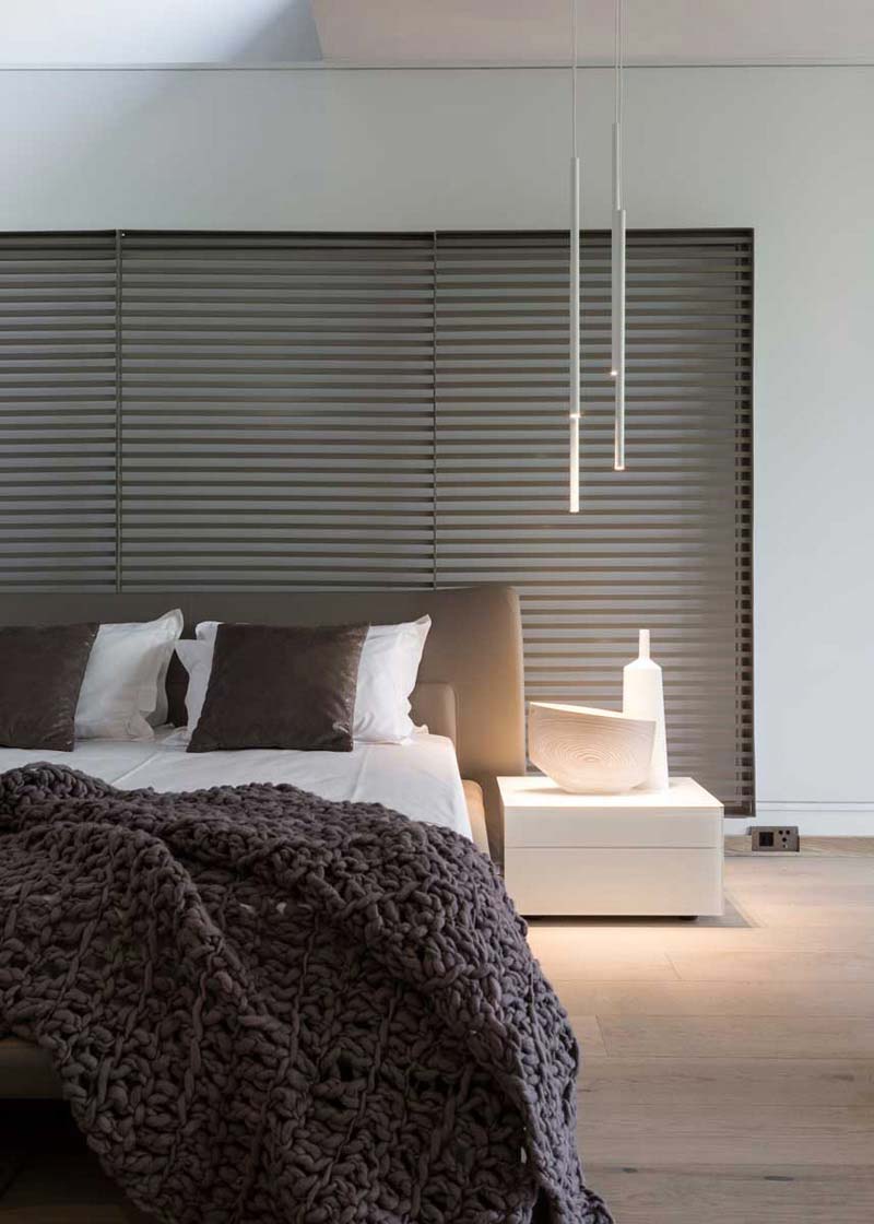 Hanglamp boven nachtkastje