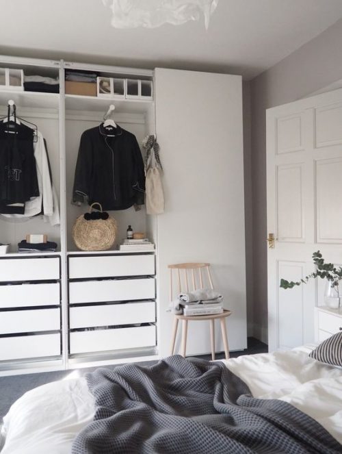 Verrassend Hoge kledingkast in de slaapkamer | Huis-inrichten.com LE-38