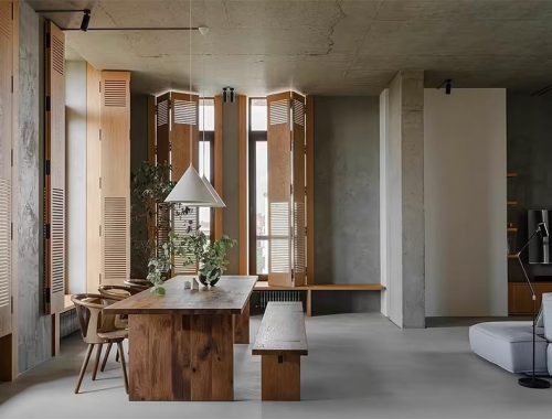 Een super mooi Japans interieurontwerp, gerealiseerd door Architectural Studio RE - waar hout en beton op een harmonieuze manier zijn gecombineerd.
