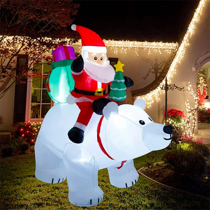 De kerstman op een ijsbeer kan natuurlijk!