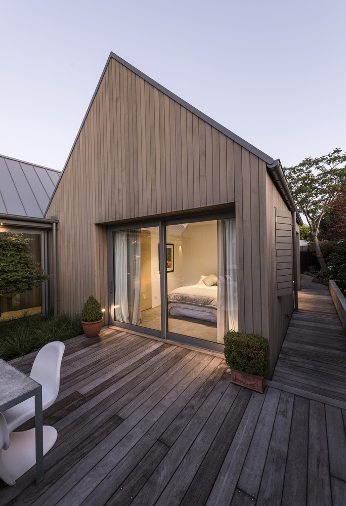 Luxe minimalistische patio tuin
