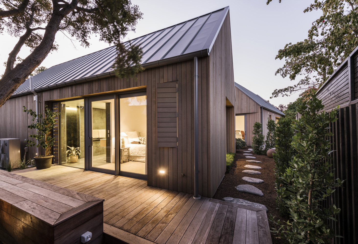 Luxe minimalistische patio tuin