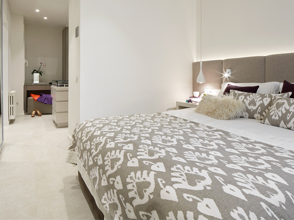 Luxe slaapkamer stijl met luxe voorzieningen