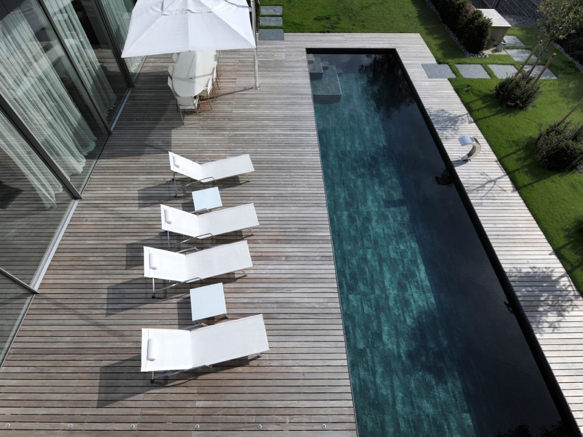 Een zwembad voegt zóveel extra's en luxe toe aan een tuin. Klik hier voor meer foto's.