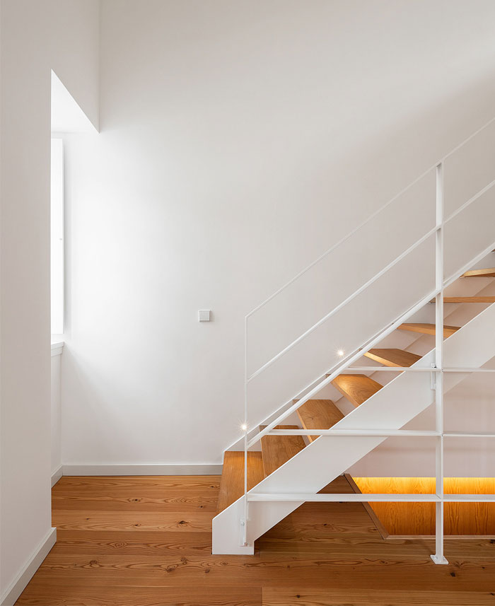 moderne houten trap witte balustrade moderne houten trap witte balustrade