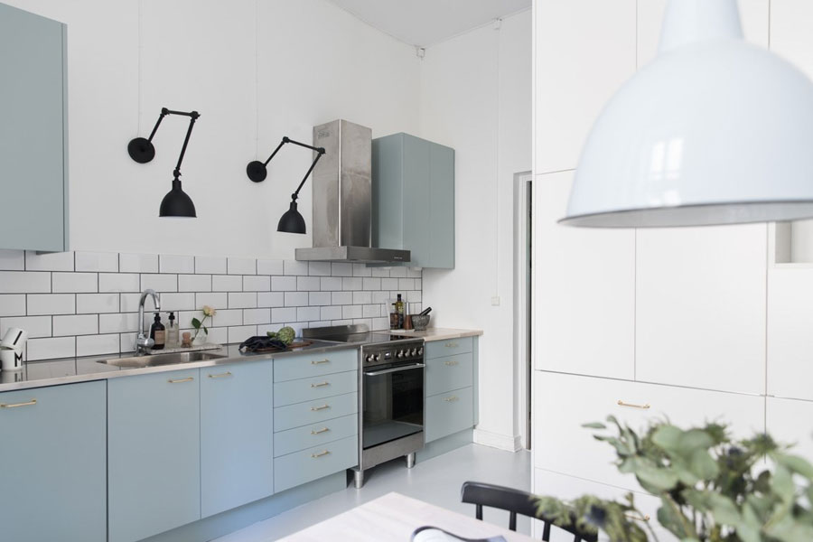 bijvoorbeeld visueel rol Mooie Scandinavische pastelblauwe keuken - Huis-inrichten.com