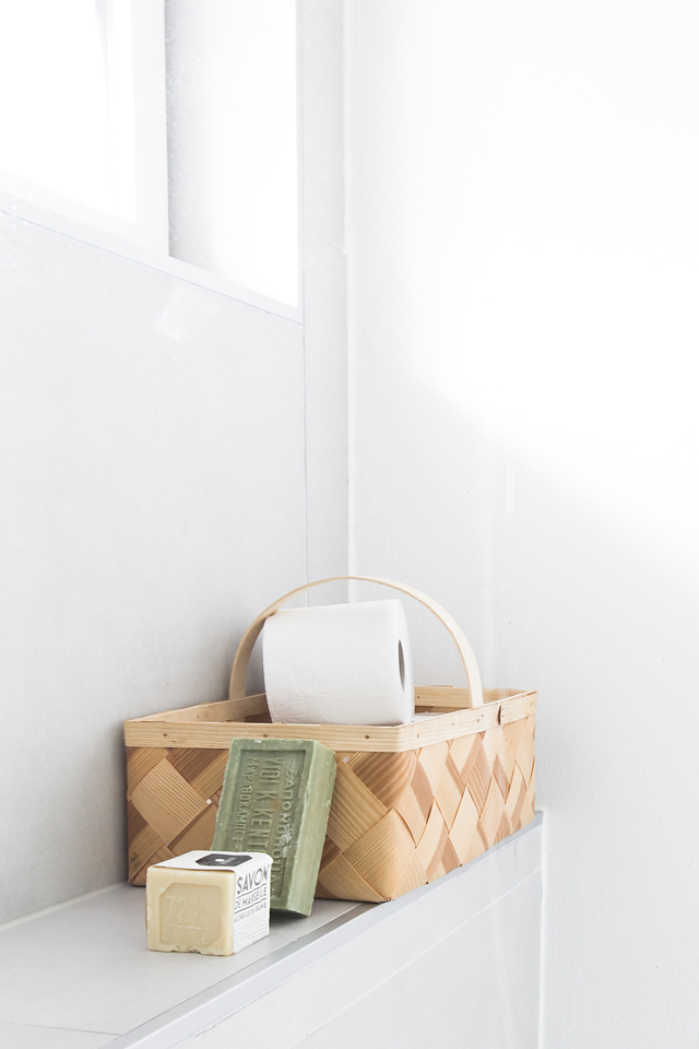 opbergmandje-inbouwreservoir-badkamer