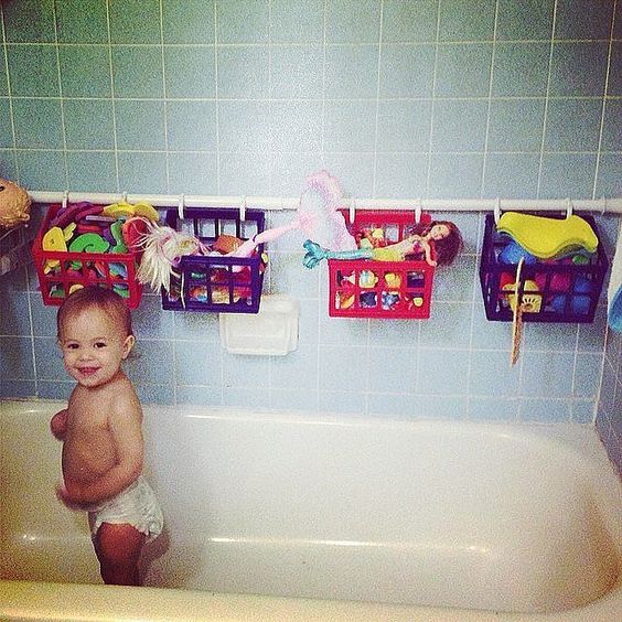 speelgoed opbergen badkamer
