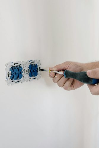 veiligheid stopcontacten in huis