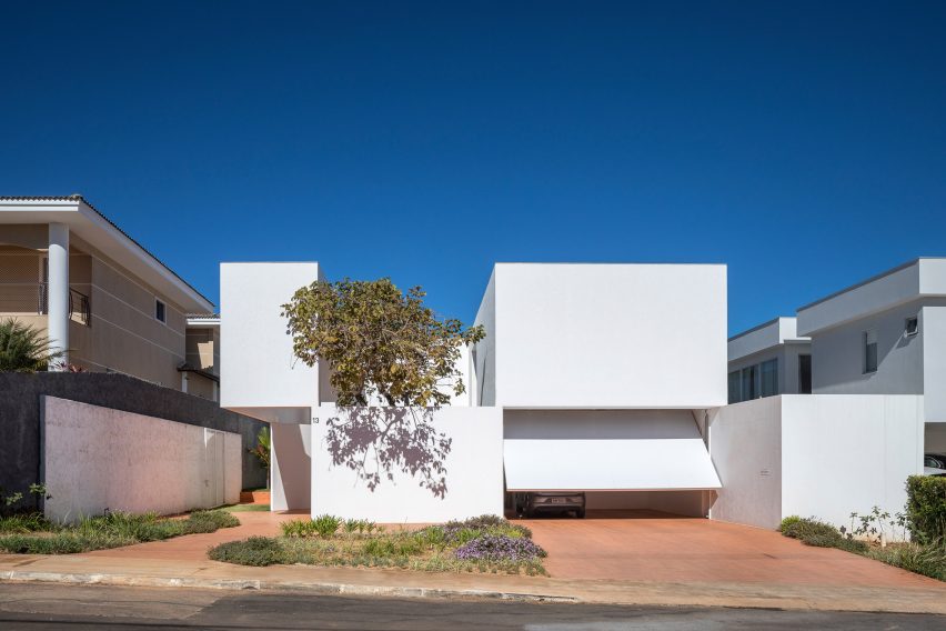wit huis geometrische blokken