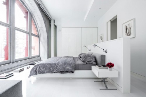 Witte moderne slaapkamer