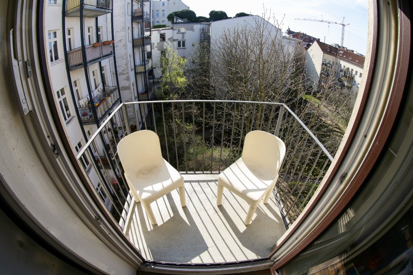 Zo richt je een super klein balkon in van minder van 2m2!