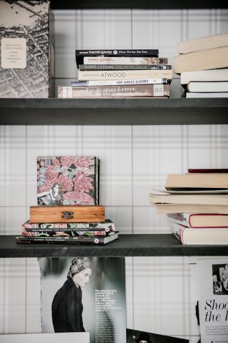 zwarte-wandrek-woonkamer